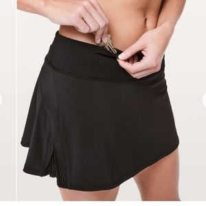 Lululemon play off pleats skirt !